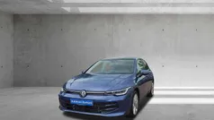 Anemonenblau metallic Gebraucht 2025 VW Golf VIII Life Limousine | 24.900 € (Guter Preis)