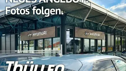 Gebraucht Hyundai i30 Trend 120 PS (88 kW) 2024 Atlas white Kombi