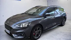 Grau Gebraucht 2022 Ford Focus ST-Line X Limousine | 20.950 € (Fairer Preis)