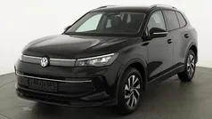 Grenadill schwarz metallic Neu 2025 VW Tiguan Life SUV | 41.445 € (Fairer Preis)