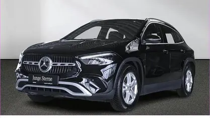 Gebraucht Mercedes GLA200 163 PS (119 kW) 2024 Unilack nachtschwarz SUV