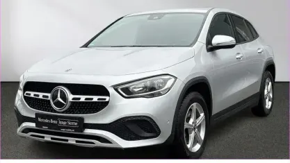 Usata Mercedes GLA180 Advanced 116 CV (85 kW) 2020 Argento SUV