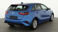 Blue flame metallic blue flame metallic Neu 2025 Kia Ceed Limousine | 23.595 € (Guter Preis)