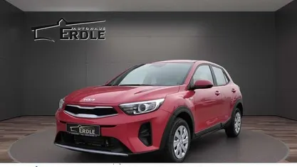 Rot Neu 2025 Kia Stonic Edition 7 SUV | 20.550 € (Guter Preis)