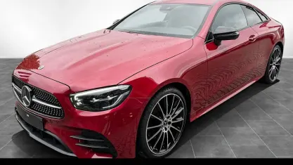 Gebraucht Mercedes E200 AMG 197 PS (144 kW) 2022 Manufaktur lack manufaktur patagonienrot bright Coupé