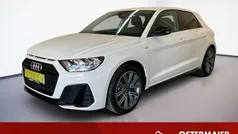 Cortinaweiß mythosschwarz meta Gebraucht 2024 Audi A1 Sportback S-Line Kleinwagen | 22.540 € (Fairer Preis)