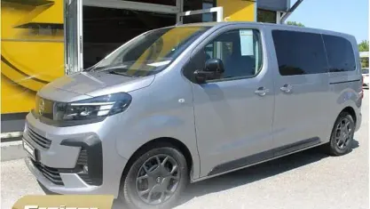 Neu Opel Zafira Life Edition 177 PS (130 kW) 2026 Kontrast grau (m2) Van / Kleinbus