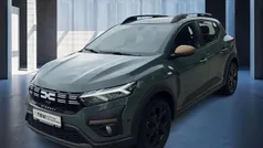 Grau Gebraucht 2024 Dacia Sandero Extreme Kleinwagen | 17.989 € (Fairer Preis)