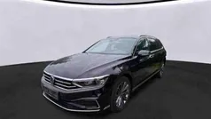 Schwarz Gebraucht 2022 VW Passat GTE Kombi | 27.509 € (Fairer Preis)