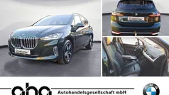 Grün Gebraucht 2024 BMW 218 Active Tourer Luxury Line Van / Kleinbus | 34.530 € (Fairer Preis)