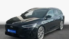 Schwarz Gebraucht 2023 Ford Focus ST-Line Kombi | 24.500 € (Guter Preis)