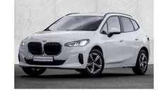 Weiß Gebraucht 2023 BMW 218 Shadowline Van / Kleinbus | 29.480 € (Fairer Preis)