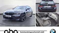 Saphirschwarz metallic Gebraucht 2024 BMW 330 M Sport Kombi | 42.930 € (Superpreis)
