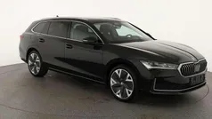 Onyx schwarz metallic Gebraucht 2024 Skoda Superb Selection Kombi | 41.595 € (Guter Preis)