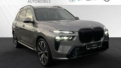 Gebraucht BMW X7 M Sport 352 PS (258 kW) 2025 SUV