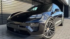 Tiefschwarzmetallic Gebraucht 2025 Porsche Macan SUV | 87.189 € (Fairer Preis)