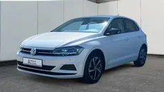 White silver (silber) Gebraucht 2017 VW Polo Beats Limousine | 14.890 € (Fairer Preis)