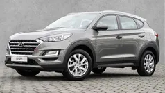 Olivine grey / mic Gebraucht 2020 Hyundai Tucson Trend SUV | 19.890 € (Fairer Preis)