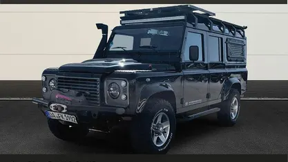 Gebraucht Land Rover Defender SE 122 PS (89 kW) 2009 Schwarz(metallic) Kombi