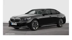 Gebraucht 2025 BMW 520 M Sport Limousine | 48.850 € (Fairer Preis)