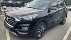 Phantom schwarz metallic Gebraucht 2019 Hyundai Tucson Trend SUV | 21.445 € (Fairer Preis)