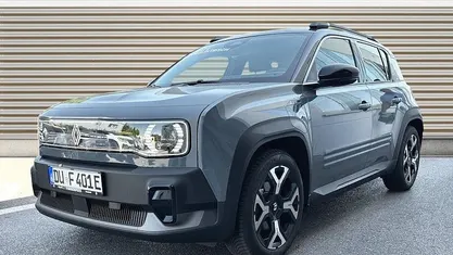 Gebraucht Renault 4 E-Tech Komfort 110 kW (150 PS) 2025 SUV