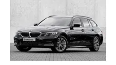 Schwarz Gebraucht 2022 BMW 330 Advantage Kombi | 26.990 € (Fairer Preis)