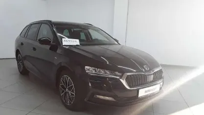 Gebraucht Skoda Octavia Clever 116 PS (85 kW) 2022 Blackmagic perleffekt Kombi