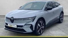 Grau Gebraucht 2022 Renault Mégane Techno Limousine | 28.490 € (Fairer Preis)