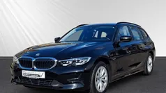 Schwarz Gebraucht 2022 BMW 330e Advantage Kombi | 29.288 € (Fairer Preis)
