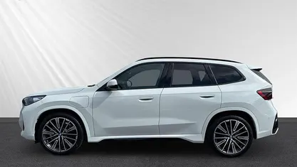 Weiss Gebraucht 2024 BMW X1 M Sport SUV | 49.790 € (Fairer Preis)