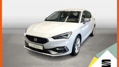 Glacial weiss Gebraucht 2024 Seat Leon FR-Line Limousine | 28.988 € (Fairer Preis)