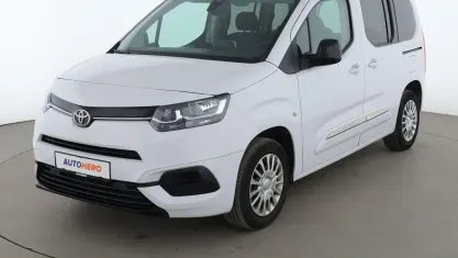 Gebraucht Toyota Proace Verso City 110 PS (80 kW) 2023 Weiß Kombi