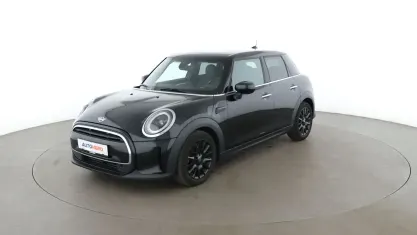 Gebraucht Mini Cooper Classic 136 PS (100 kW) 2023 Schwarz Kleinwagen