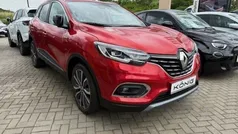 Rot Gebraucht 2019 Renault Kadjar Bose Edition SUV | 17.990 € (Fairer Preis)