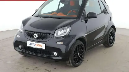 Gebraucht Smart ForTwo Cabrio Basis 90 PS (66 kW) 2019 Schwarz Cabrio