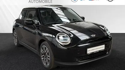 Gebraucht Mini Cooper 135 kW (184 PS) 2025 Midnight black ii metallic Kleinwagen