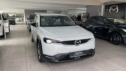 Gebraucht Mazda MX30 Ad'Vantage 106 kW (145 PS) 2023 Weiß SUV