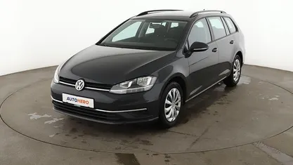 Gebraucht VW Golf VII Comfortline 116 PS (85 kW) 2020 Grau Kombi