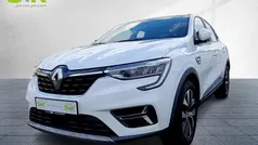 Schneeweiß (weiß) Gebraucht 2022 Renault Arkana Zen SUV | 19.970 € (Guter Preis)