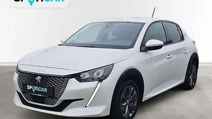 Perlmutt weiß Gebraucht 2021 Peugeot 208 Allure Kleinwagen | 14.990 € (Fairer Preis)