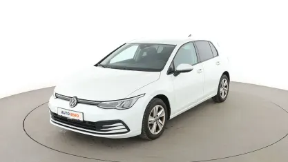 Gebraucht VW Golf VIII Life 2020 Weiß Limousine