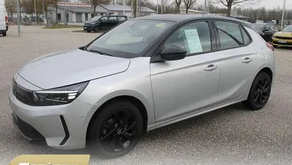 Gebraucht Opel Corsa 101 PS (74 kW) 2024 Kleinwagen