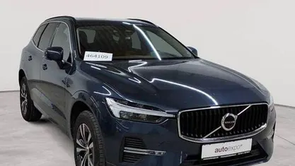 Denim blue metallic Gebraucht 2021 Volvo XC60 Momentum SUV | 28.990 € (Superpreis)