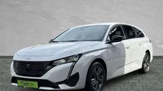 Okenit weiß metallic Gebraucht 2024 Peugeot 308 Allure Kombi | 23.970 € (Superpreis)