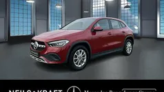 Rot Gebraucht 2020 Mercedes GLA200 AMG SUV | 30.450 € (Fairer Preis)