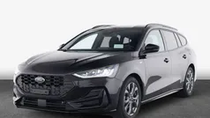 Schwarz Gebraucht 2023 Ford Focus ST-Line X Kombi | 20.900 € (Superpreis)