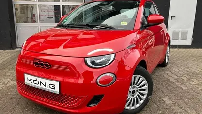 Rot Gebraucht 2023 Fiat 500e Red Kleinwagen | 25.490 € (Fairer Preis)
