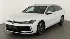 Gebraucht 2025 VW Passat R-line Kombi | 52.445 € (Fairer Preis)