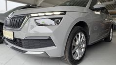 Stahlgrau Gebraucht 2020 Skoda Kamiq Style SUV | 16.890 € (Fairer Preis)